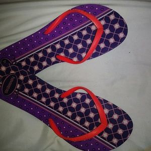 Havaianas purple and coral